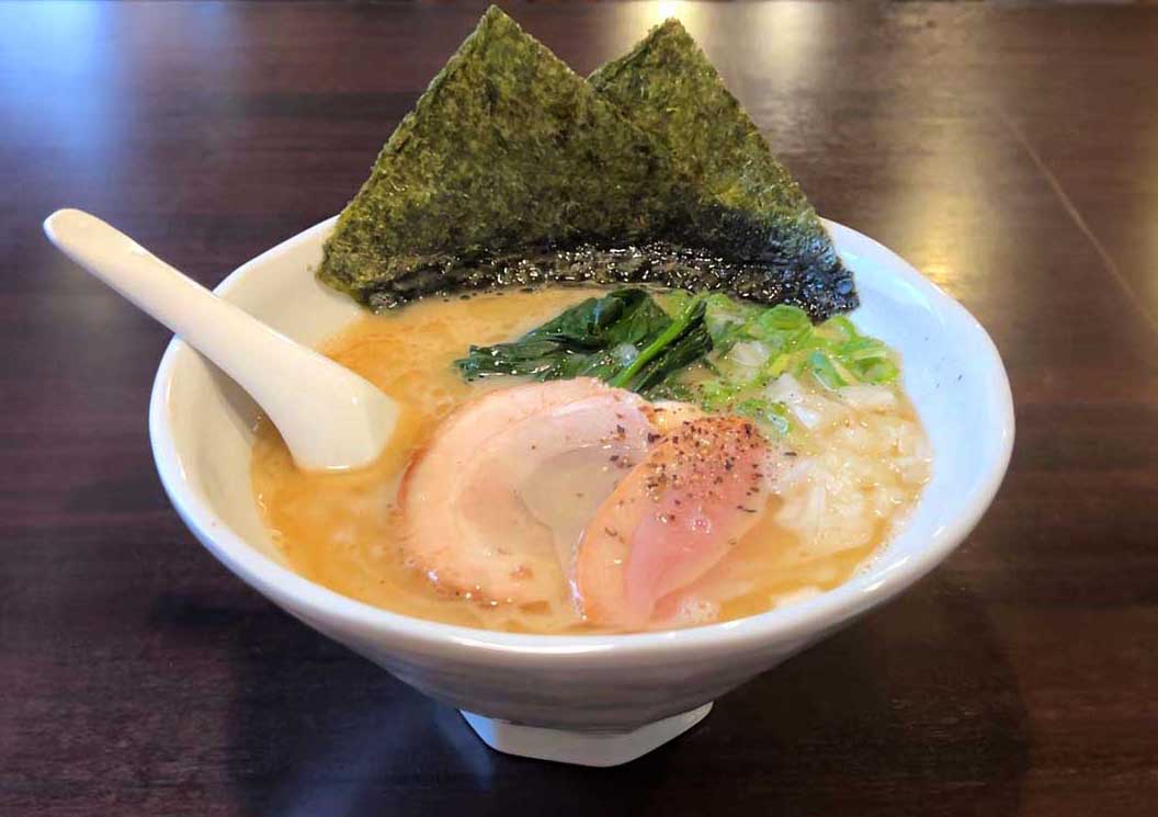 お知らせ「11/1 小田原駅から徒歩1分！東通商店街に「麺処ぶるーの」がオープン」のサムネイル