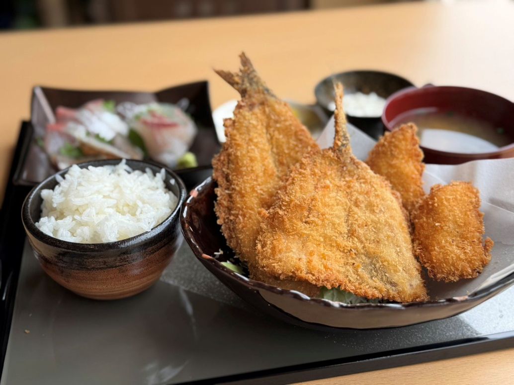 お知らせ「10/23 小田原早川漁港に「漁船直送 辰清丸」がオープン」のサムネイル